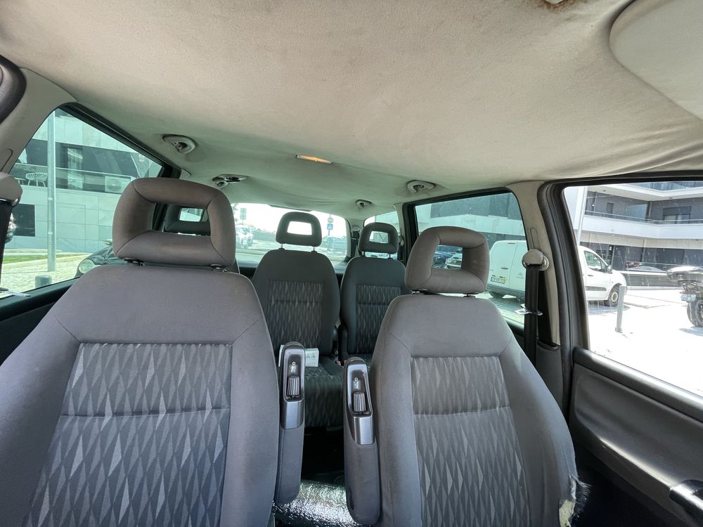 Ford Galaxy 2002 – 7 lugares | Ideal para família ou transporte