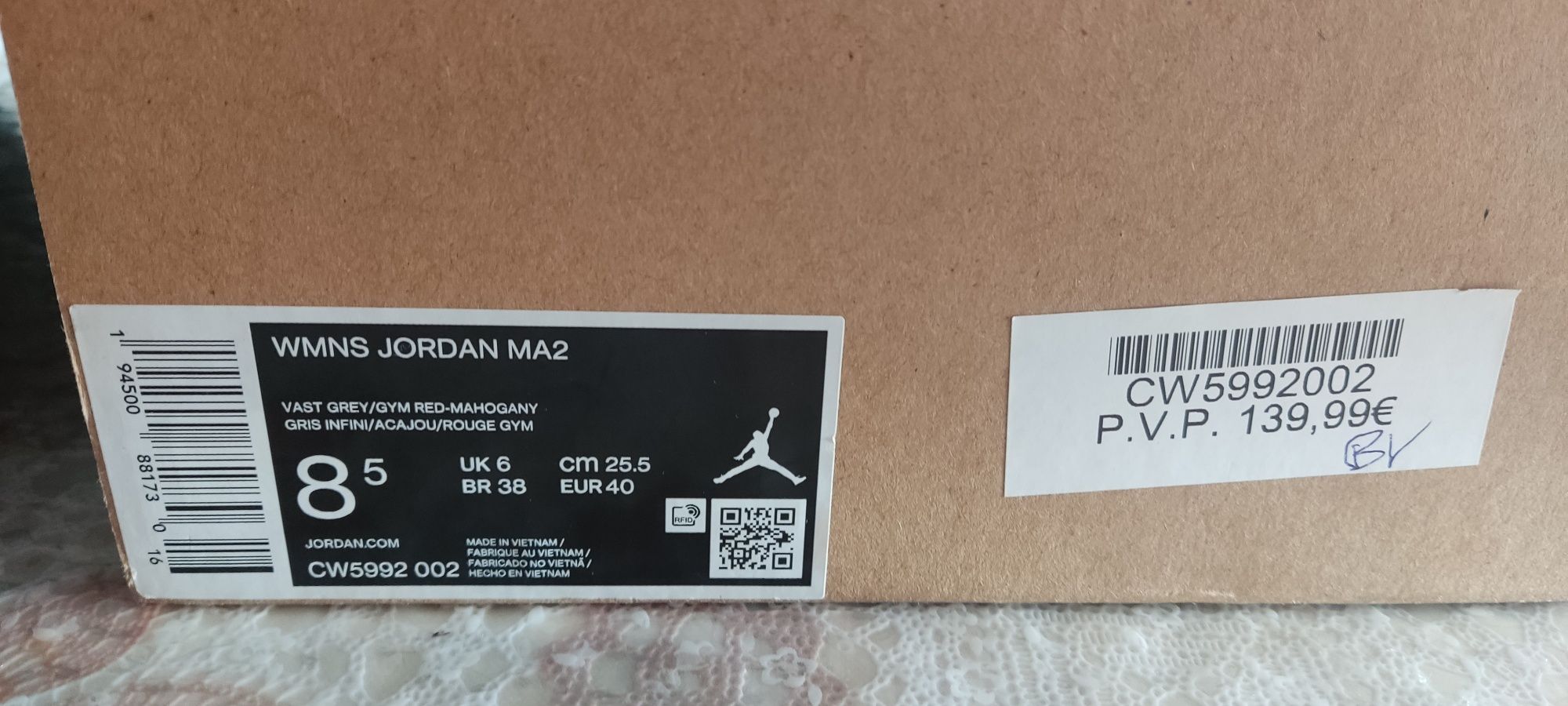 Tênis Nike Novos com caixa