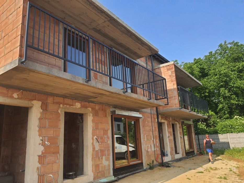 Balustrada balkonowa pionowa