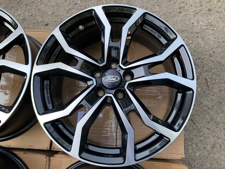 4x felgi DEZENT TV dark 18"x7,5" rozstaw 5x108 ET 50 FORD KUGA MONDEO