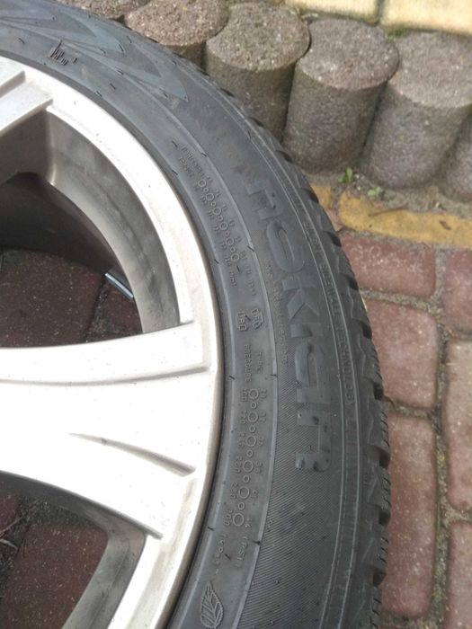 Nokian WR D4 245/45/18 100V 4 szt zimowe