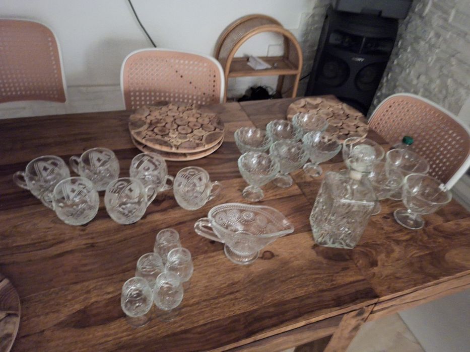 Sprzedam zestaw PRL vintage retro kryształ kryształy stare karafka kie