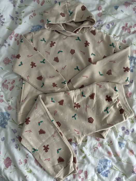 Zestaw dresowy swieteczny damski 38