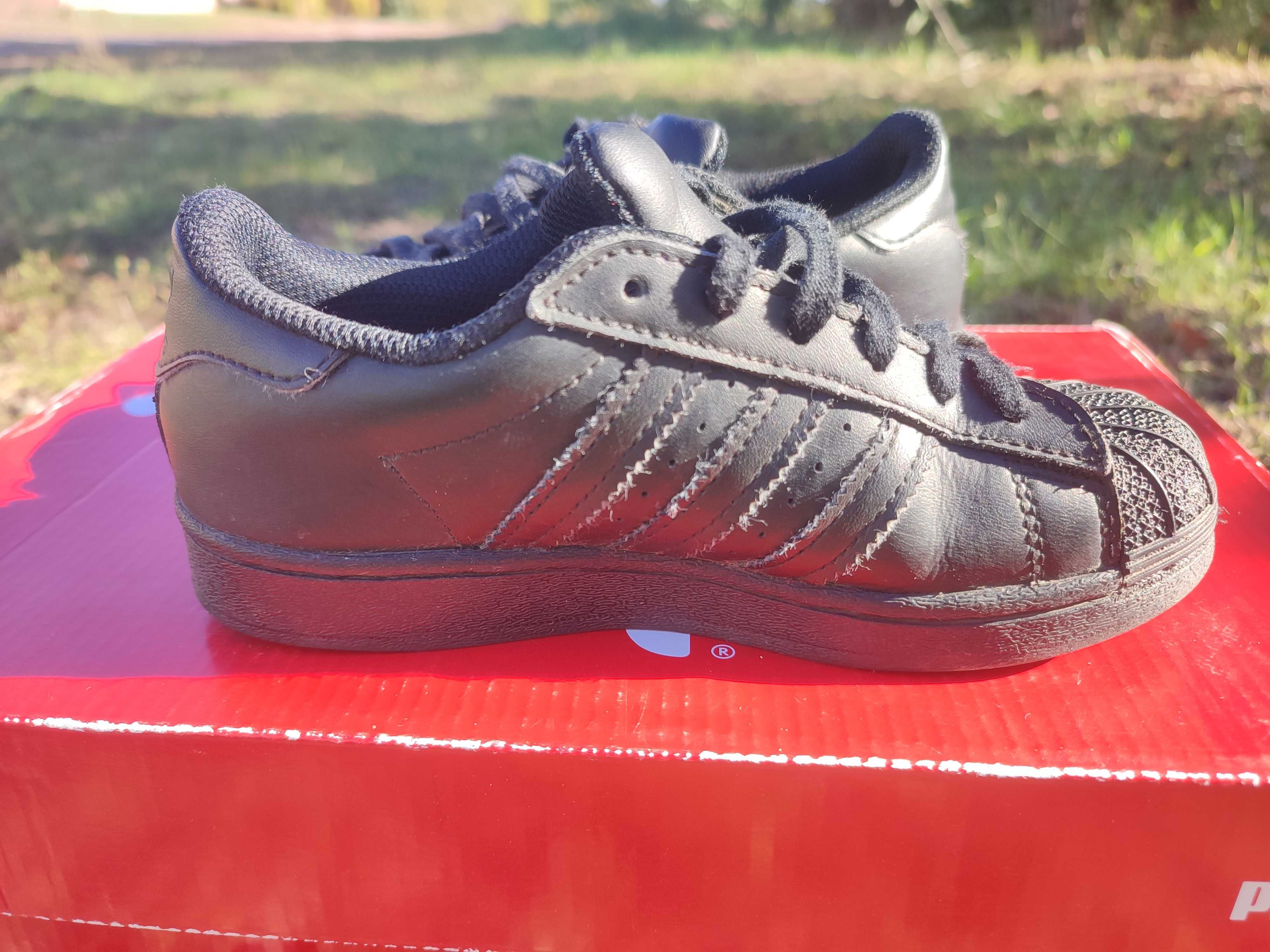 Adidas superstar