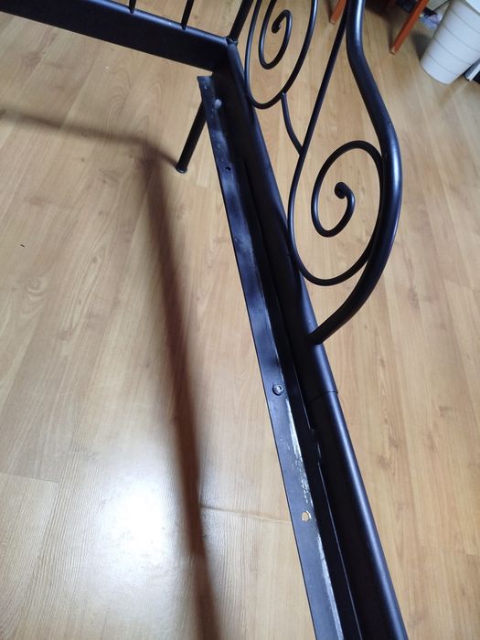 Rama Łóżka IKEA metalowa 2 sztuki czarna i biała