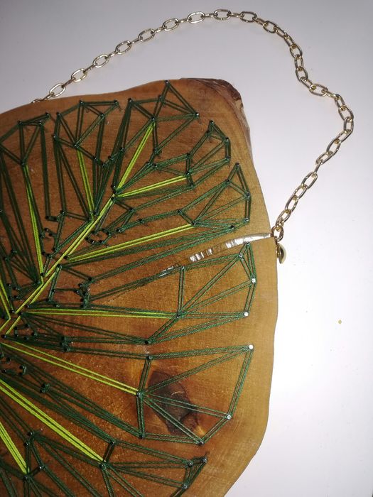 Liść monstery. String art