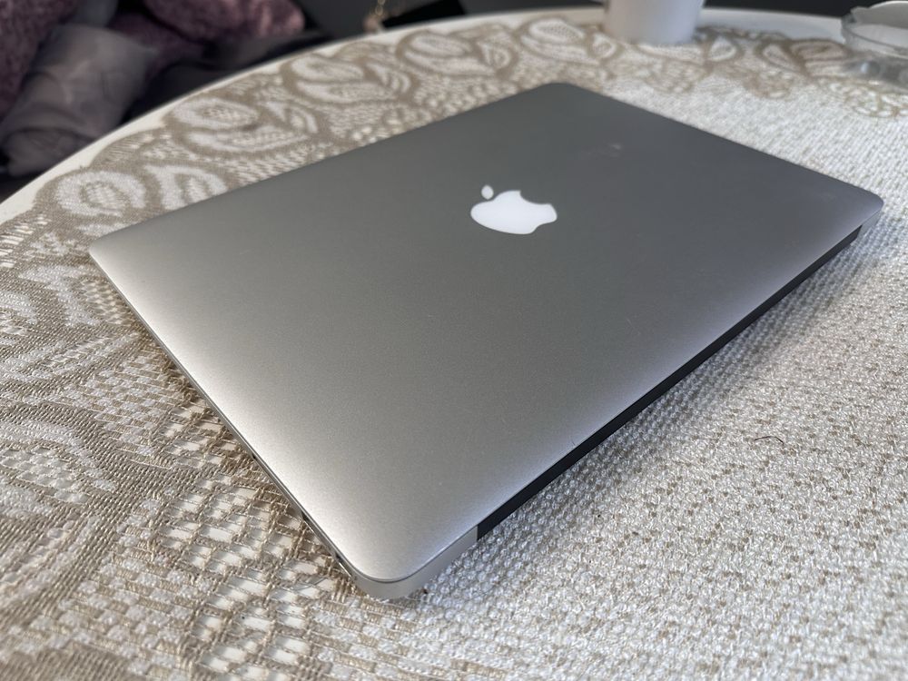 Gwarancja 12 msc Macbook Air 13 i5 250SSD 4GB super stan