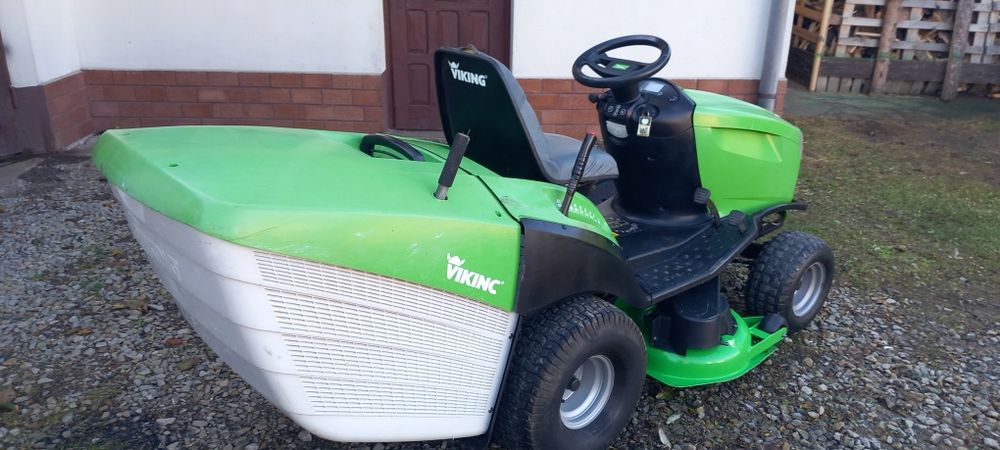 Traktorek kosiarka  Viking  MT 6112 ZL 23km