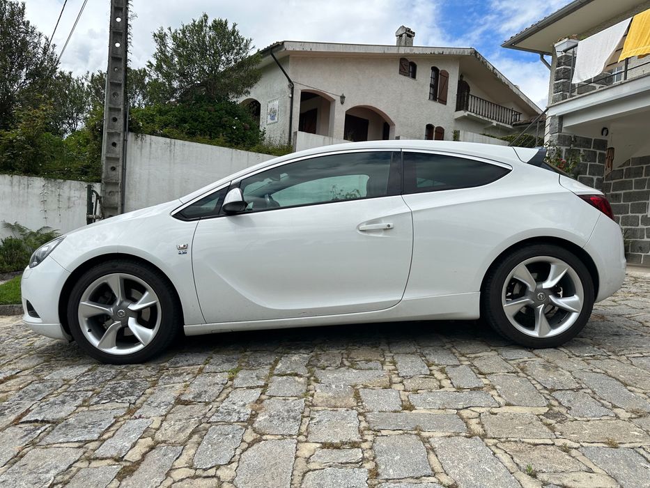 Opel Astra J GTC - OPC Line
