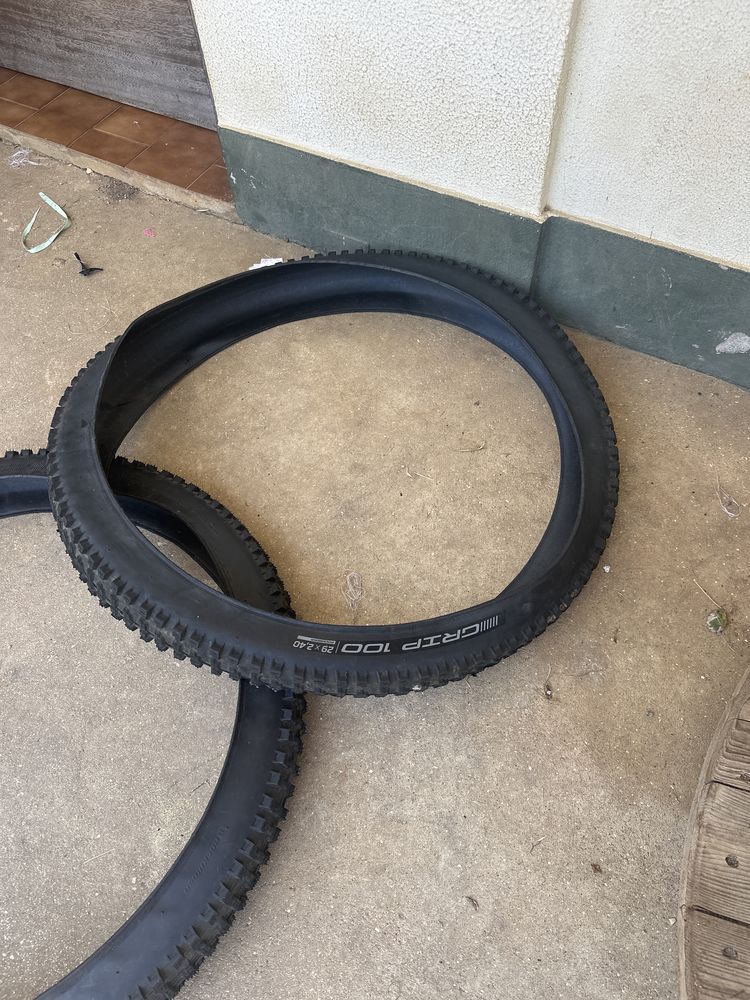 Pneus de biciclete btt
