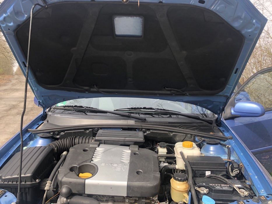 Chevrolet NUBIRA 1.8 Бензин