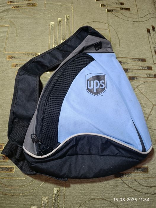 Рюкзак UPS на одне плече