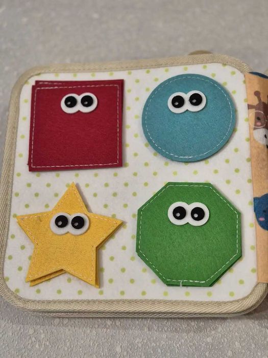 Дитяча розвивальна книга, Інтерактивна книга, Фетрова книжка бізіборд