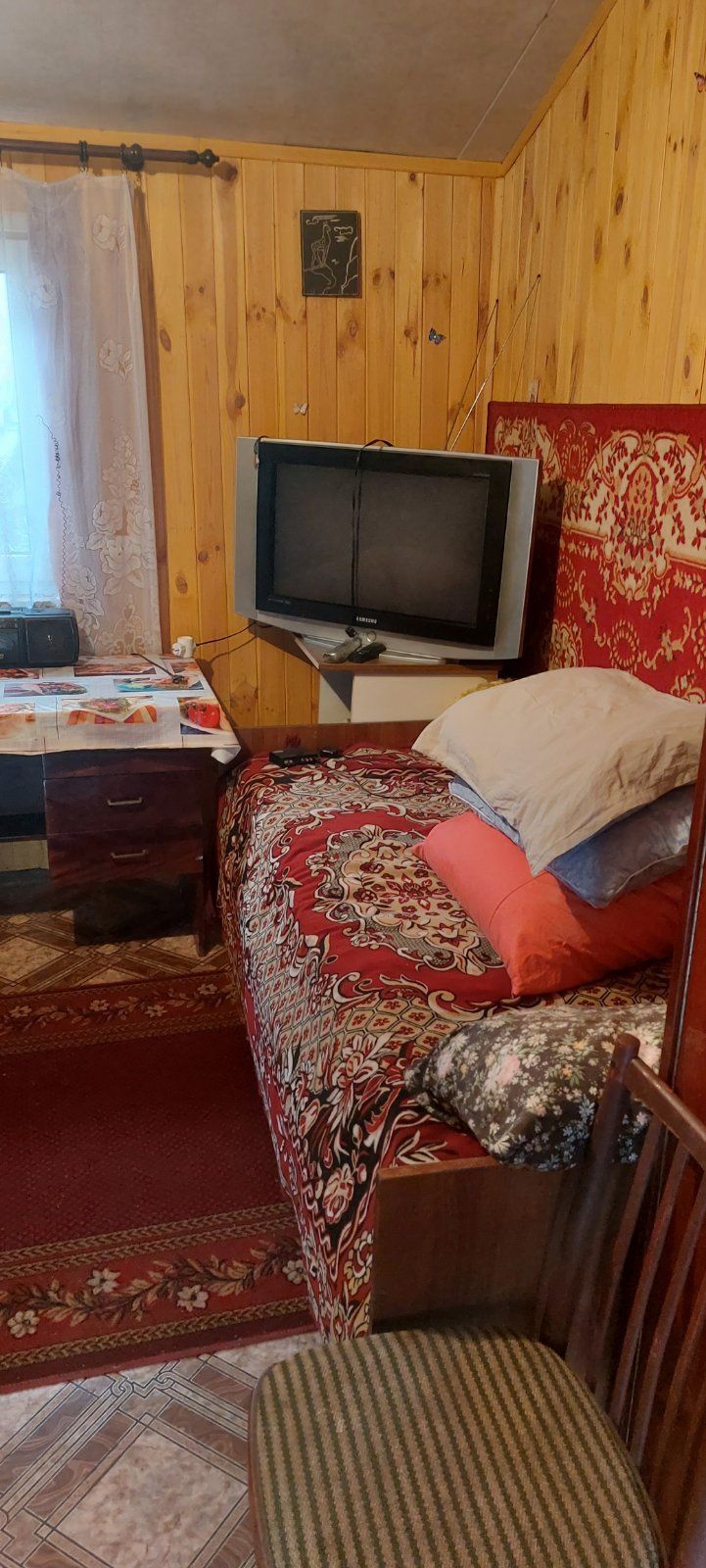 1к будинок на Лавині ст.м Академмістечко 10 хвилин їзди