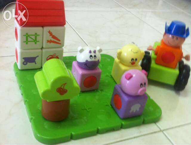 Legos/ cubos magneticos/construções Chicco blocos mágicos quinta