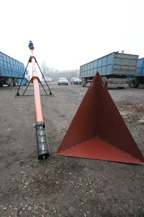 Шнековый  погрузчик, перегрузчик, навантажувач, протруювач насіння