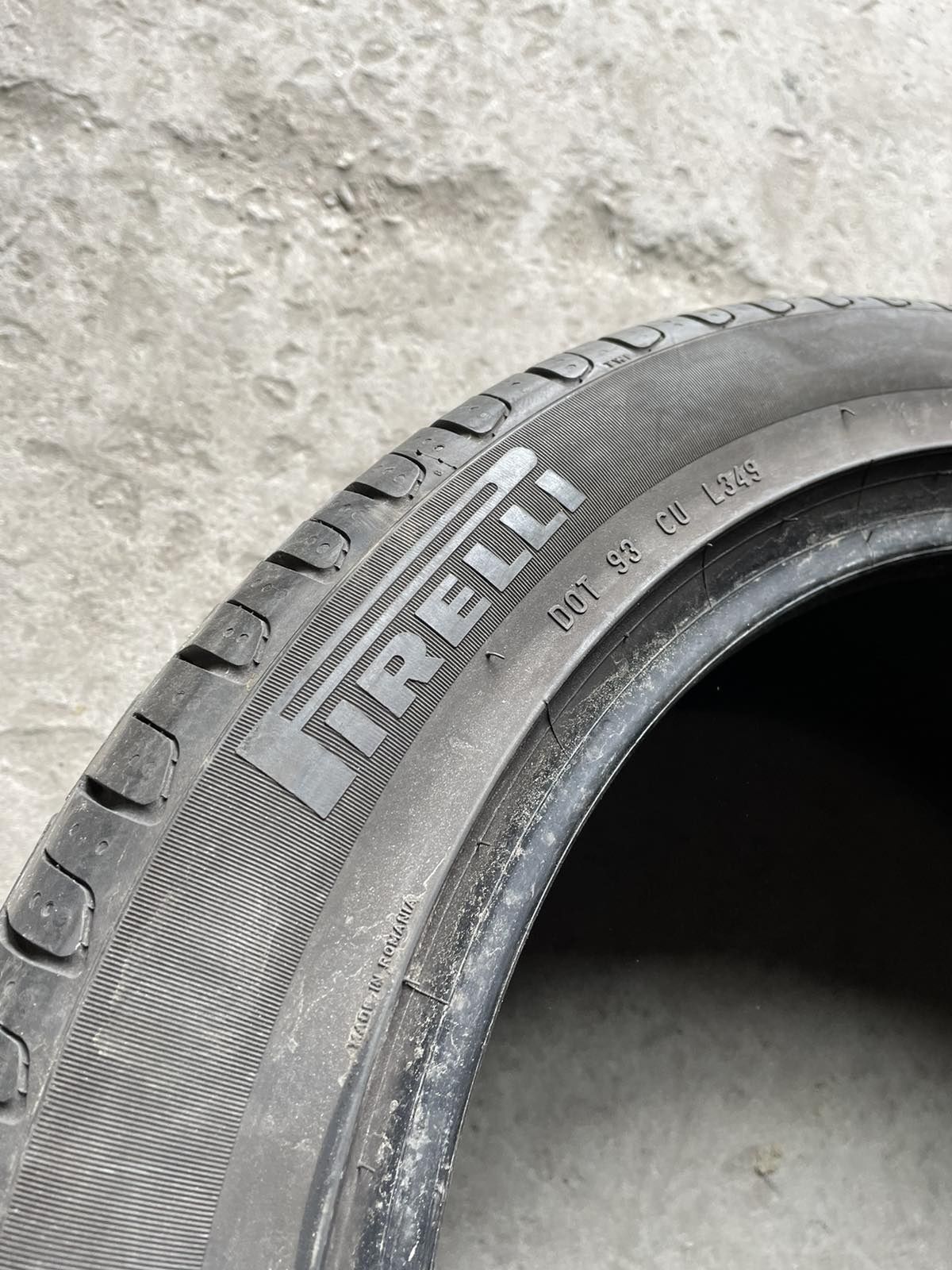 235.45.17 Pirelli 4шт лето БУ склад шины резина из Европы 45 R17