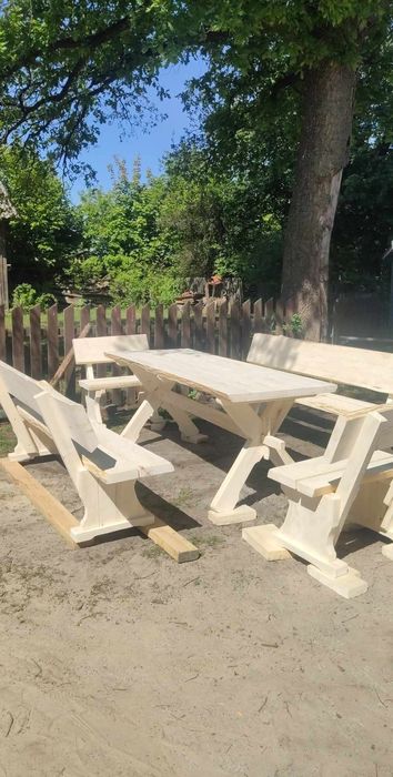 Meble ogrodowe drewniane