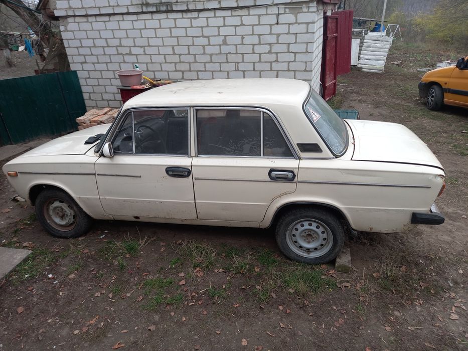 Продаю Ваз 2106 . Всі питання по телефону.