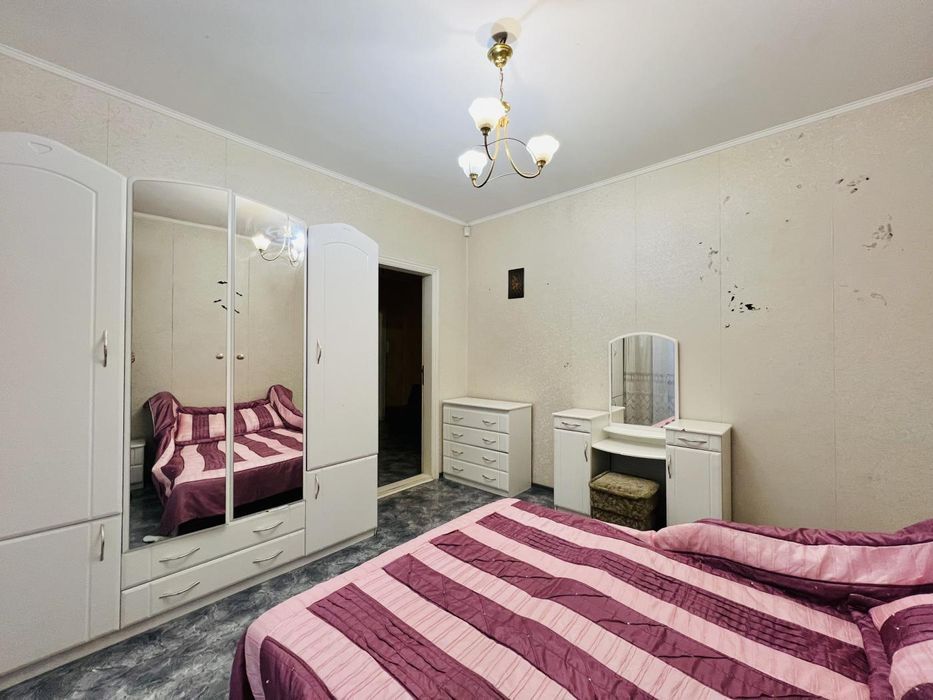 Продаю 3-кімнатну квартиру на пр. Центральному