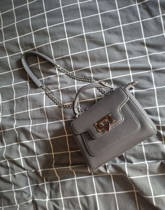 Женская сумка в отличном состоянии