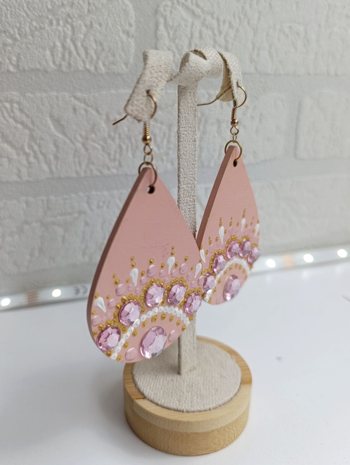 Różowe kolczyki handmade boho chique z kryształkami