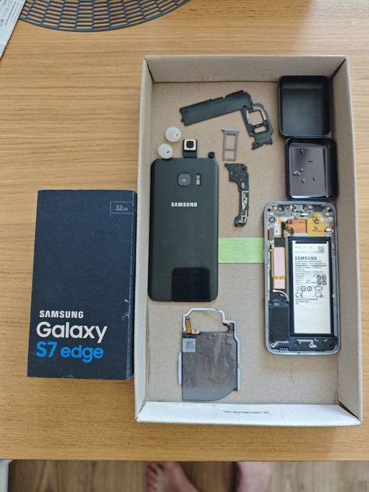 Pozostałości po S7 edge
