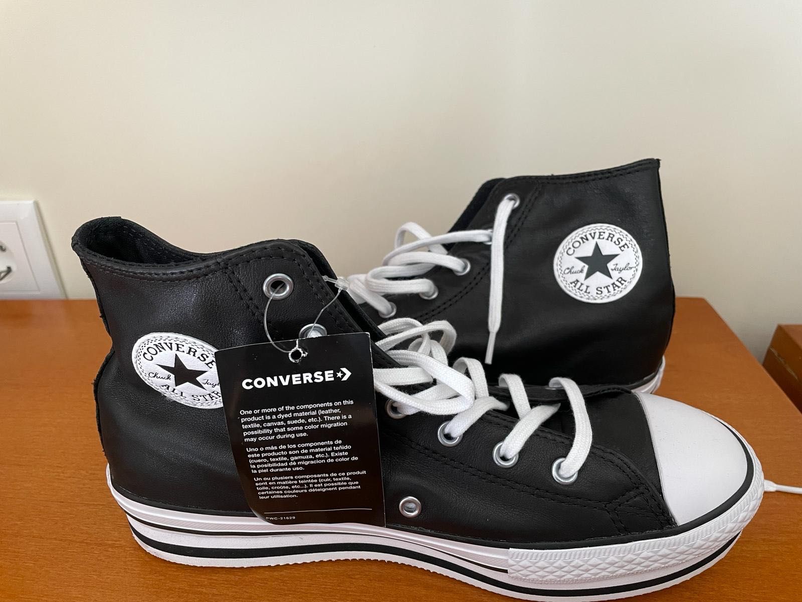 Converse All Star - Chuck Taylor  !! NOVAS COM ETIQUETA !!