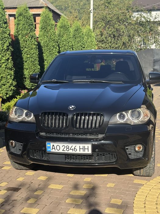 Продаж BMW X5 40d 2013 року ресталінг