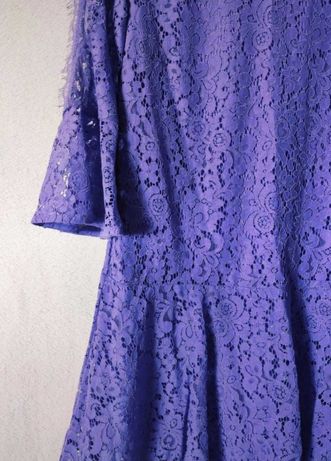Koronkowa liliowa sukienka