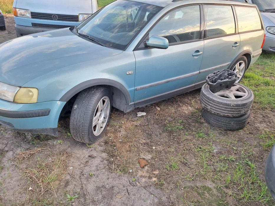 Passat b5 1.9 automat z przeznaczeniem na części czytaj opis