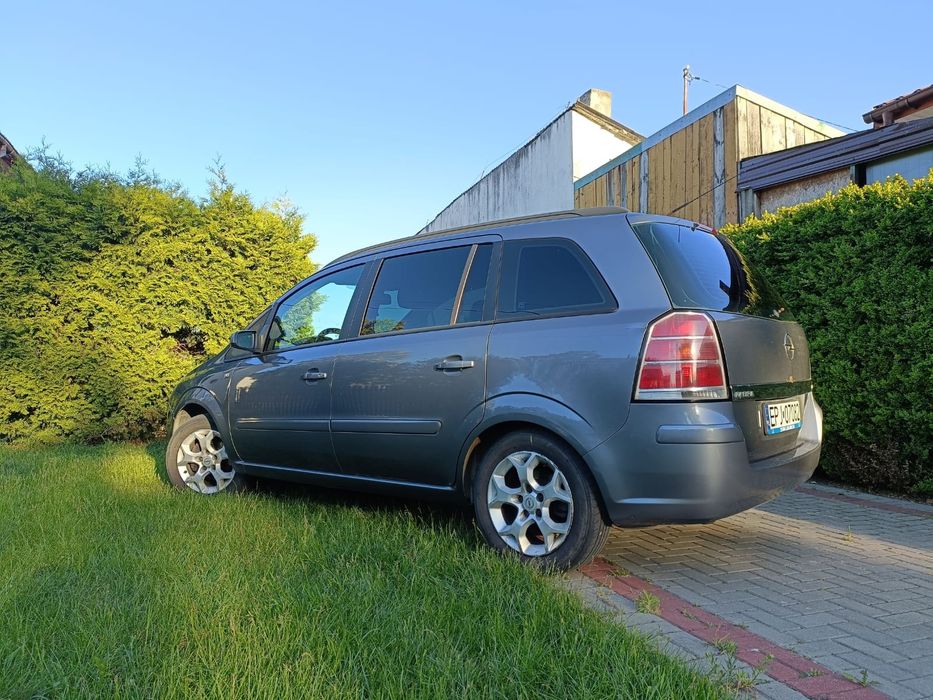 Opel Zafira II 1.8+LPG 7 miejscowa