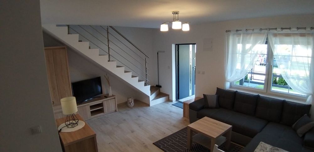 Apartamenty z własnym ogródkiem i tarasem, 200 m do plaży.