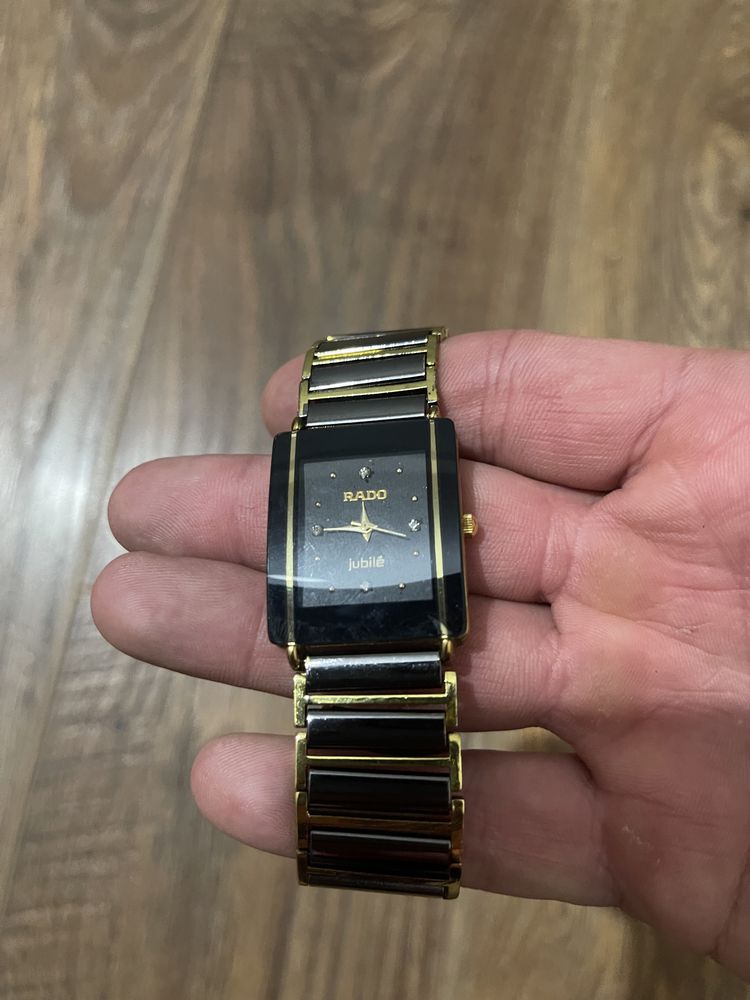 Rado  Jubile black and gold наручные  часы