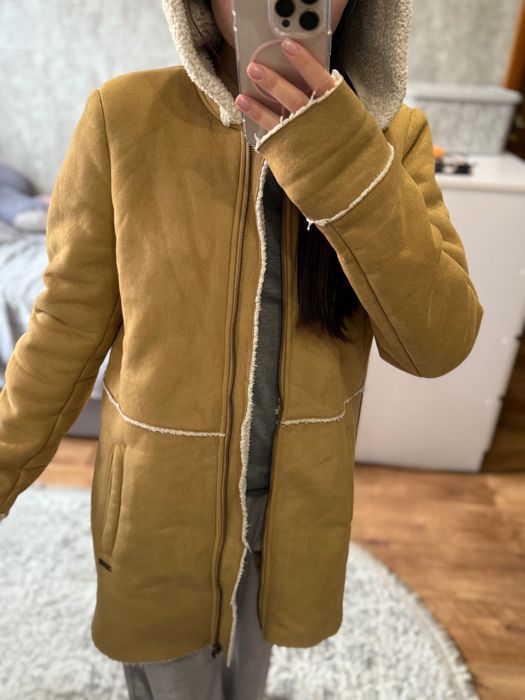 Осіння  замшева куртка