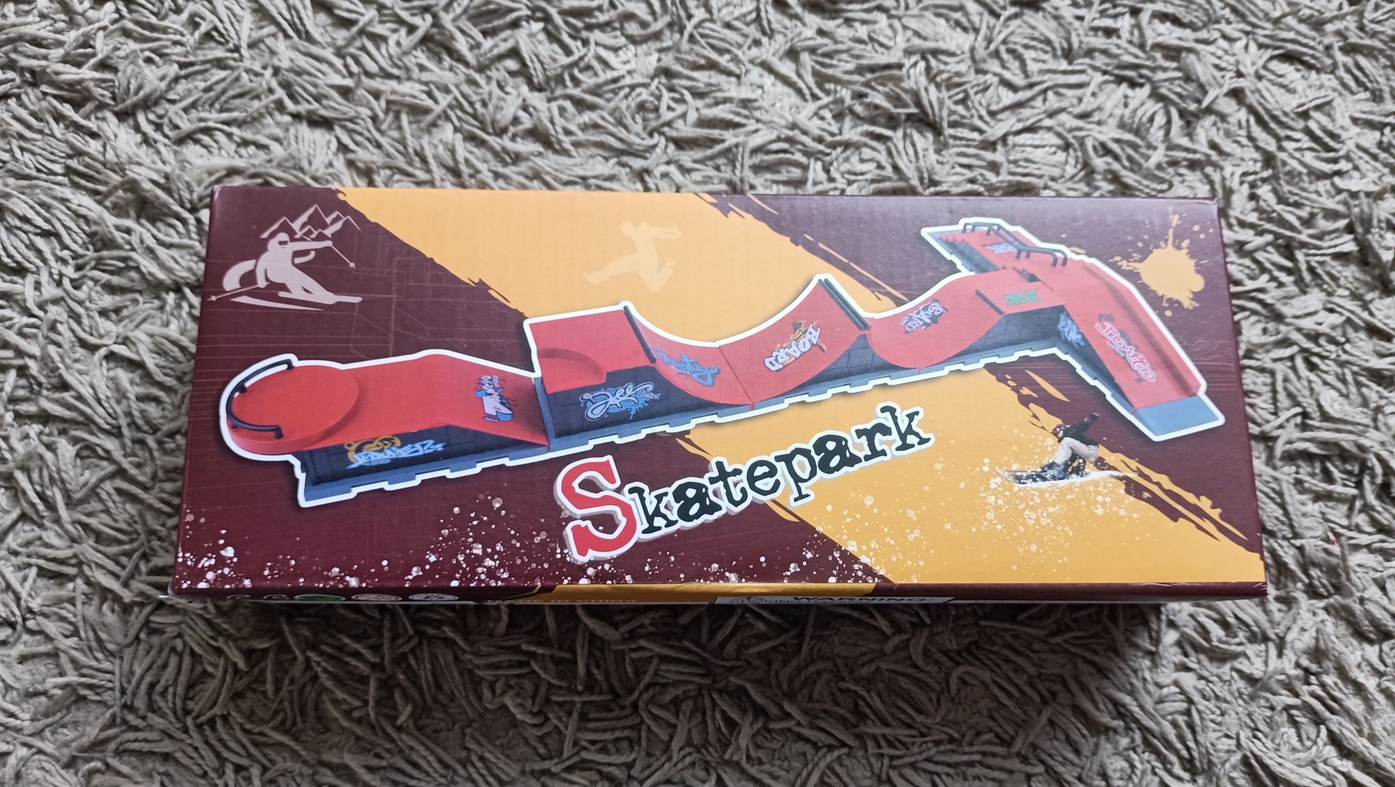 Mini Skatepark + Deskorolka ~ Nowy