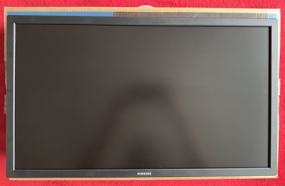Monitor SAMSUNG 24”