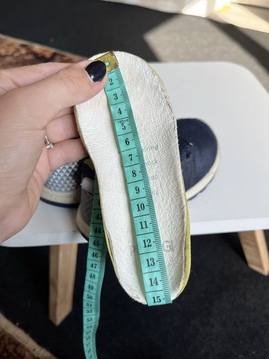 Кросівки дитячі