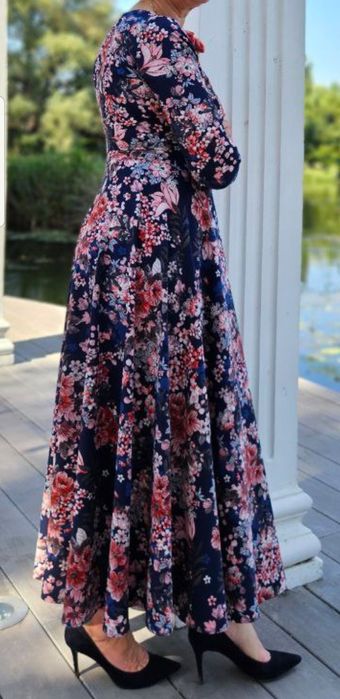 Платье женское,  макси