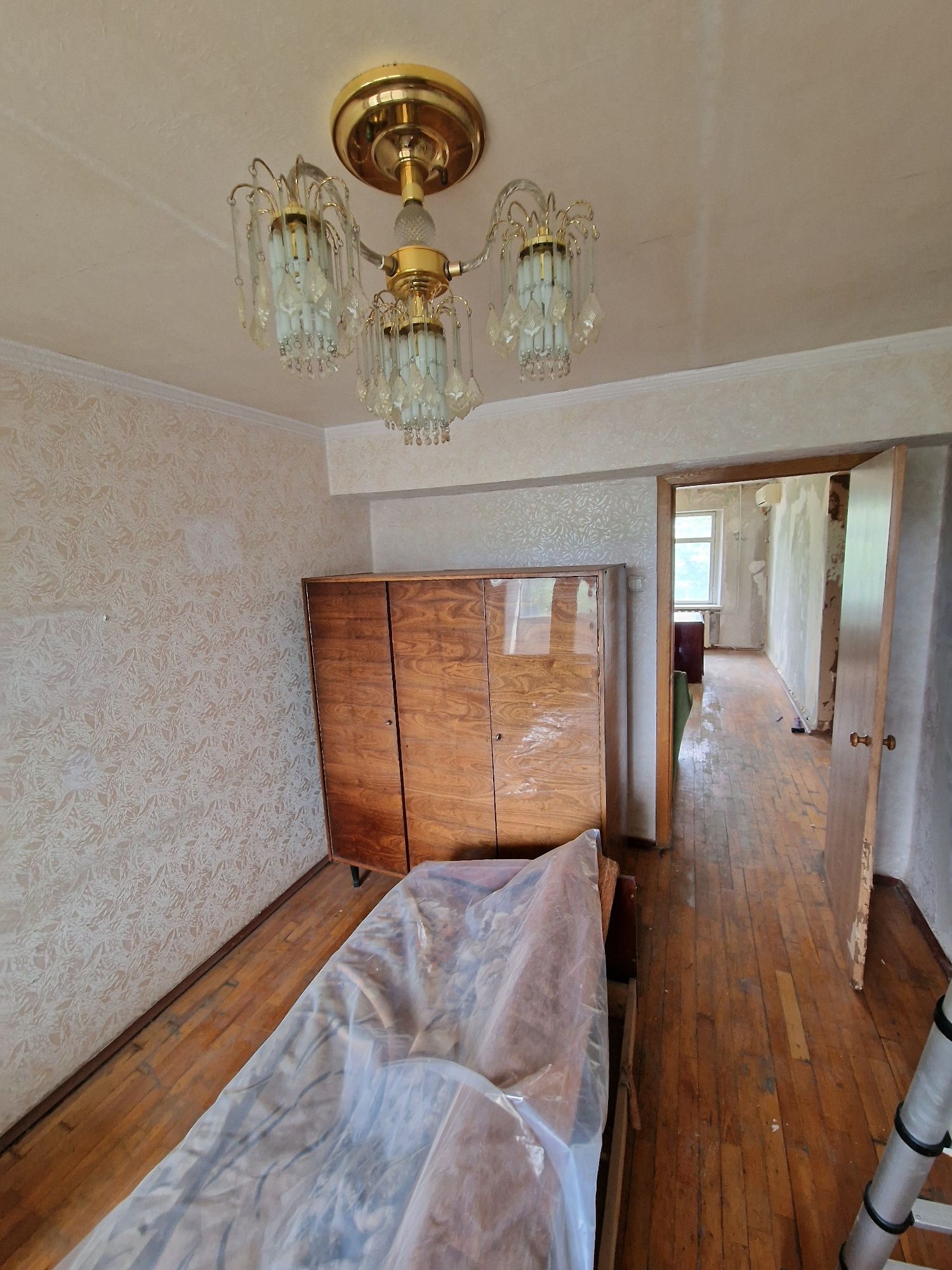 Продажа 3 комнатной квартиры на Титова. Янгеля 7.