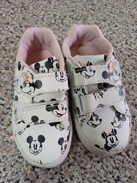 Sapatilhas da Miney como novas tamanho 24.