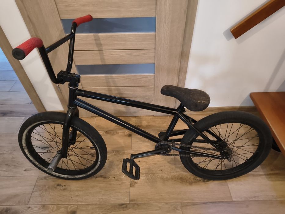 Rower BMX wyczynowy , dętki i dipy gratis