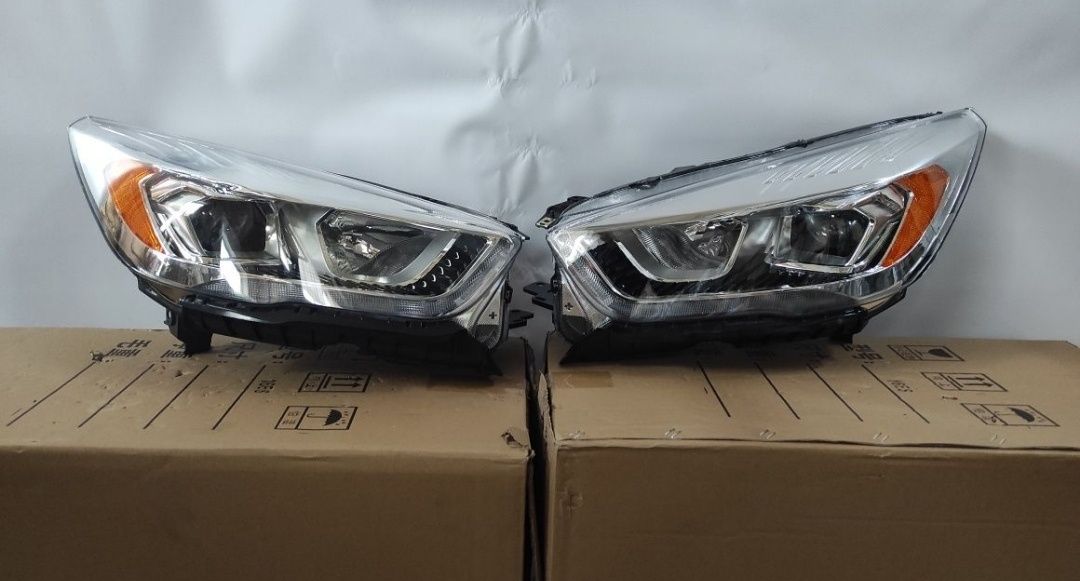 Фары Ford Escape /Kuga  2017 2018 2019