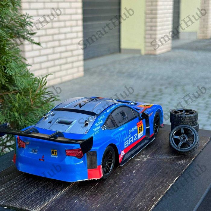 Дрифт машинка Subaru BRZ 4WD на радиоуправлении 1:16 Машинка на пульте