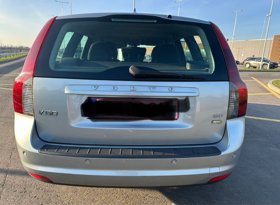 Продам вольво v50 1.6 диз НЕРОЗМИТНЕНА