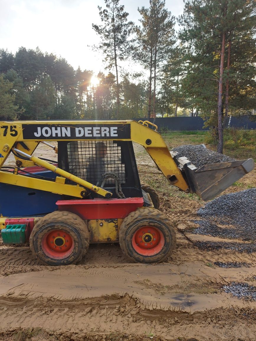 Продам Навантажувач JOHN DEERE 8875 BOBCATS