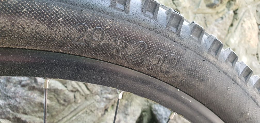 hutchinson griffus 29x2.50