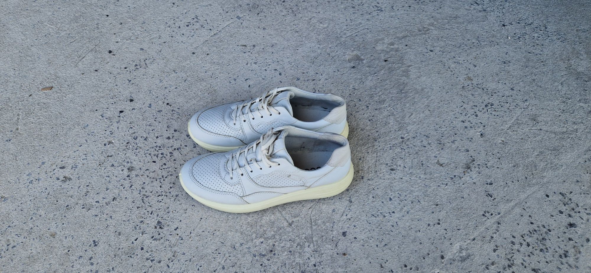 Sneakersy ecco białe damskie buty sportowe 38