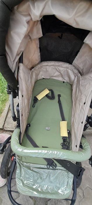 130 zł Wózek głęboko-spacerowy i akcesoria 2 w 1