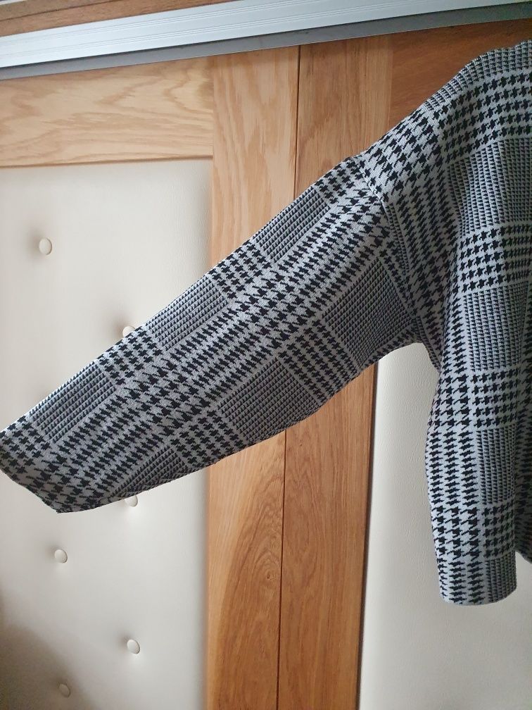 Krótki sweter, półgolf, pepitka, Reserved, L